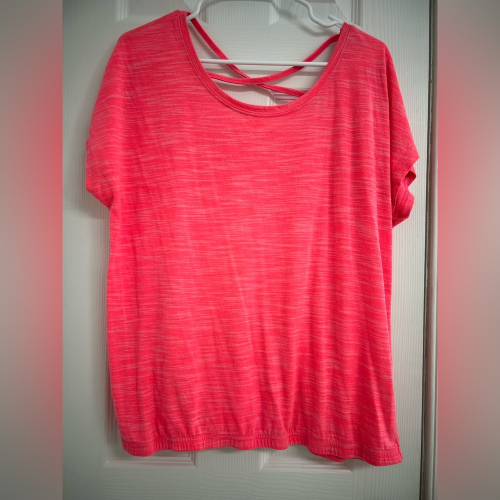 Tech Gear Women’s XL Pink Dry Tech Short Sleeve Top with Elastic Hem